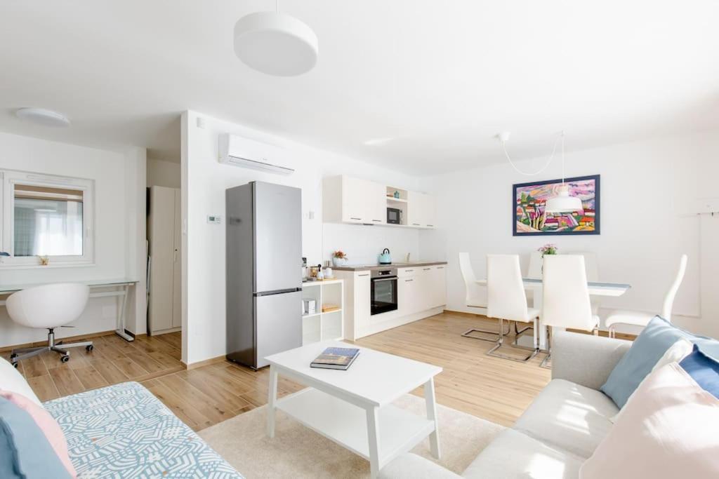 Szondi Corner Apartman Будапеща Екстериор снимка
